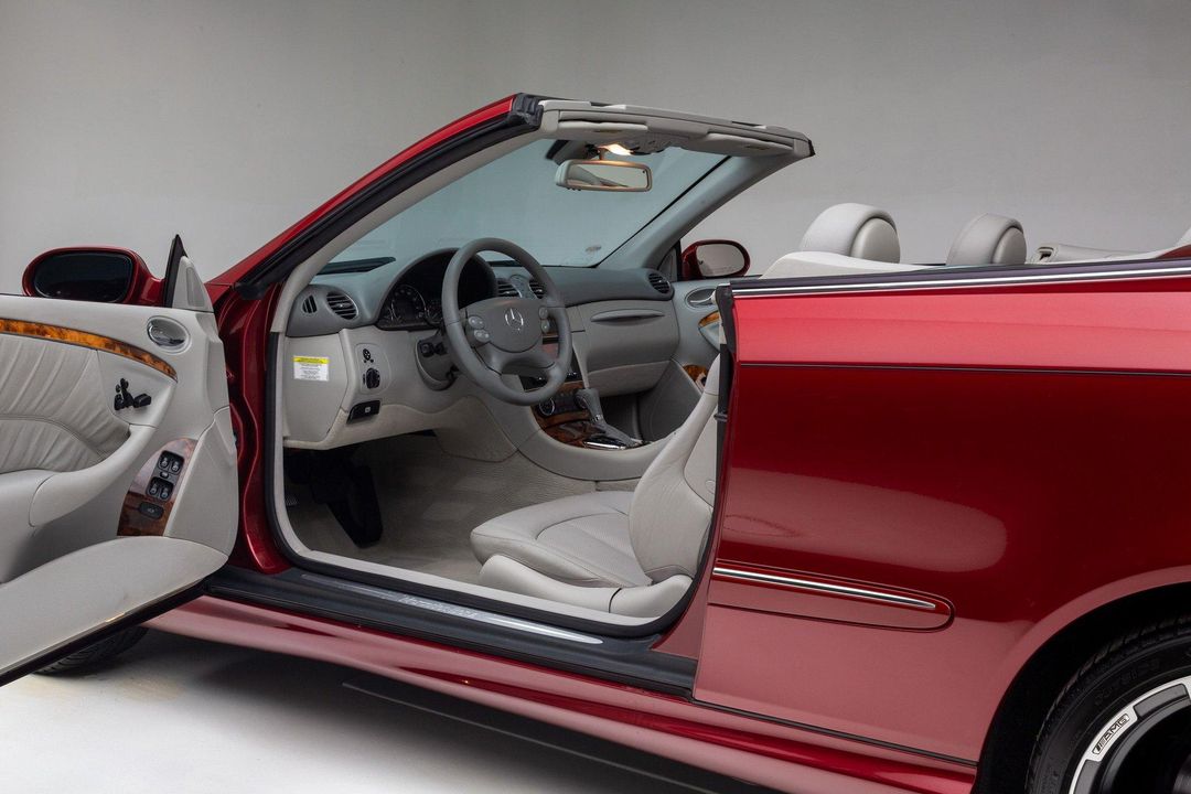 2005 Mercedes-Benz CLK500