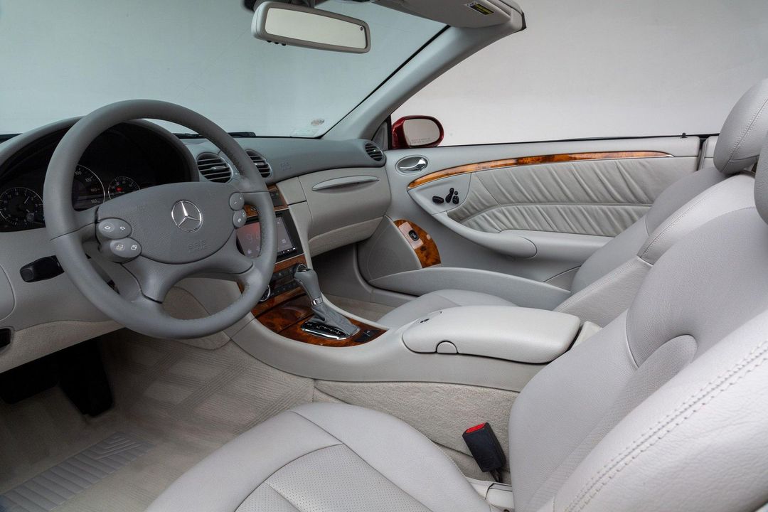 2005 Mercedes-Benz CLK500