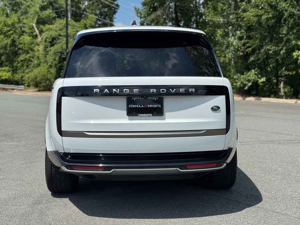 2023 Land Rover Range Rover SE P400