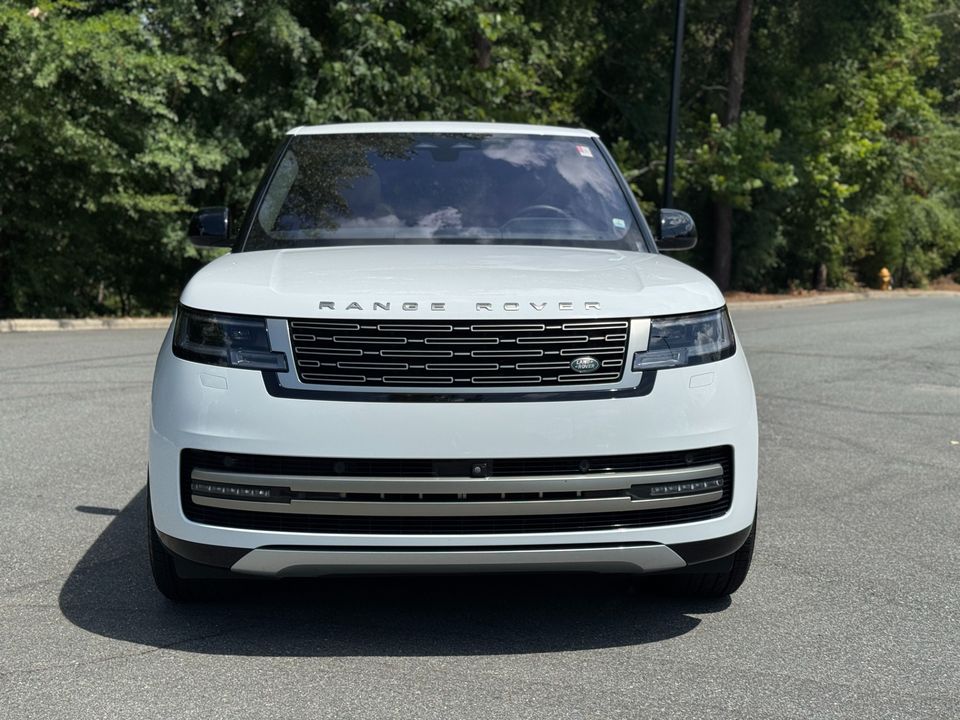 2023 Land Rover Range Rover SE P400