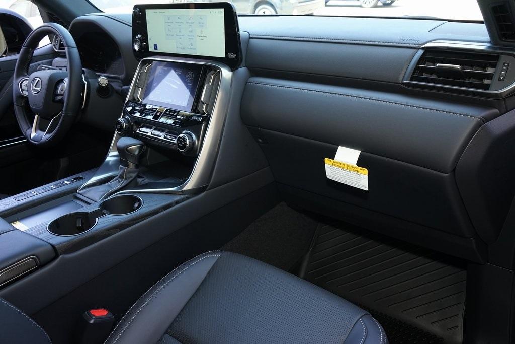 2025 Lexus LX 600