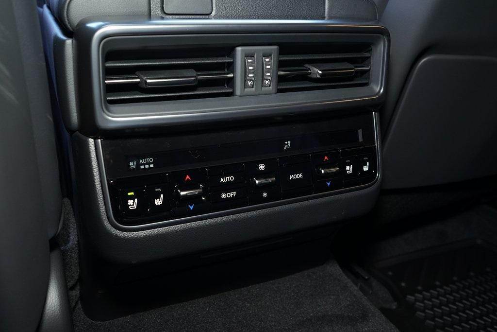 2025 Lexus LX 600