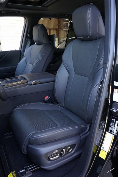 2025 Lexus LX 600