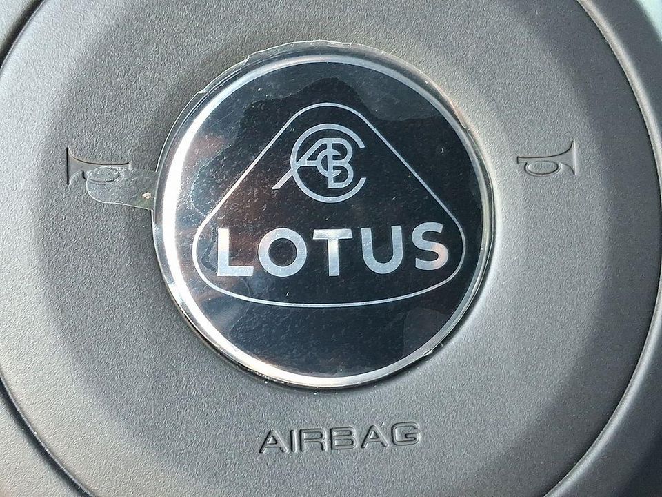 2024 Lotus Emira