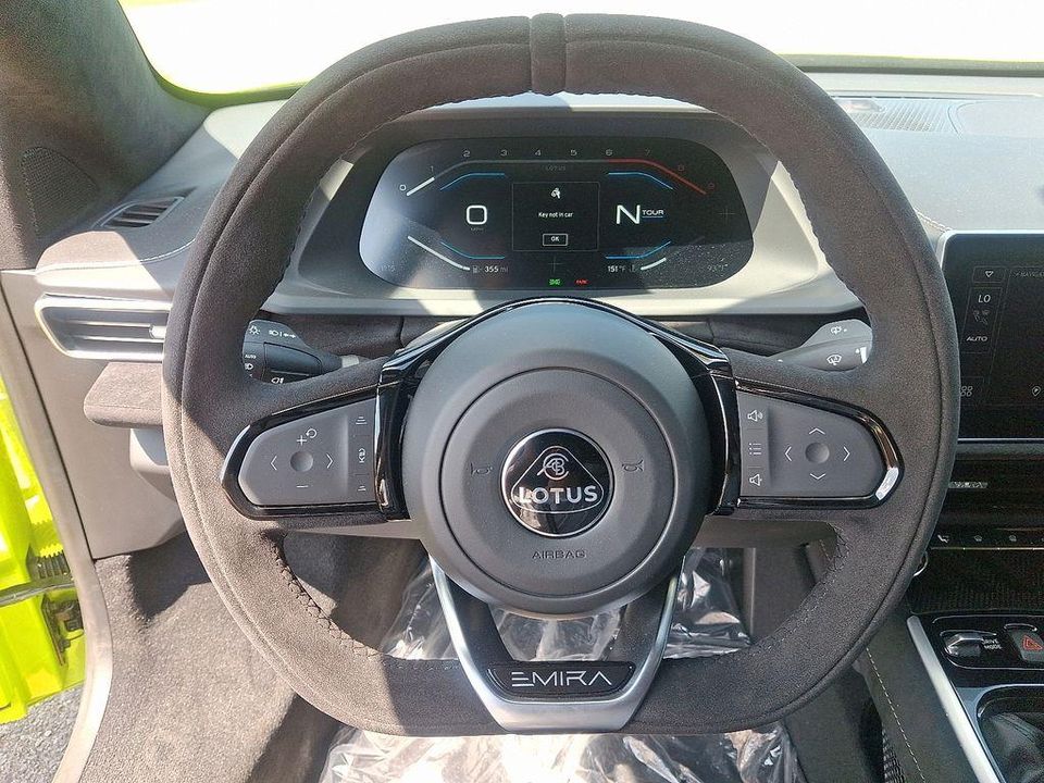 2025 Lotus Emira