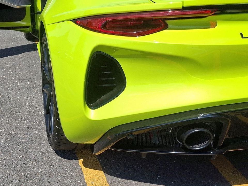 2025 Lotus Emira