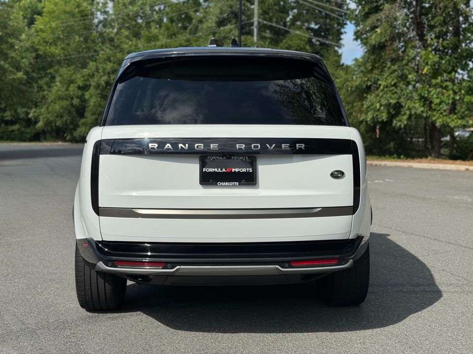 2023 Land Rover Range Rover SE P400