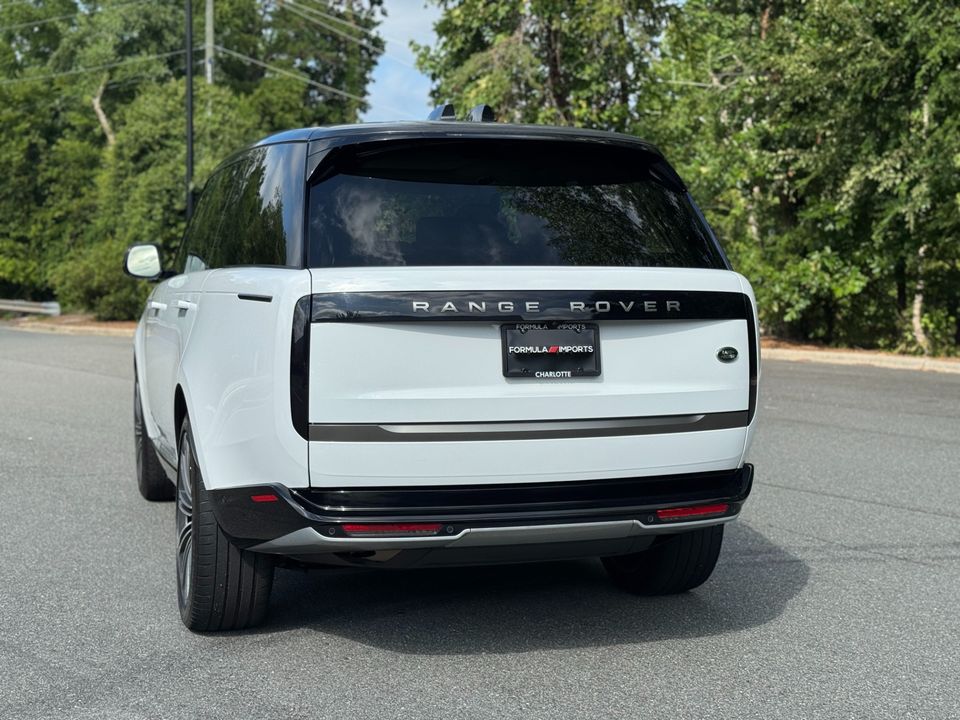 2023 Land Rover Range Rover SE P400