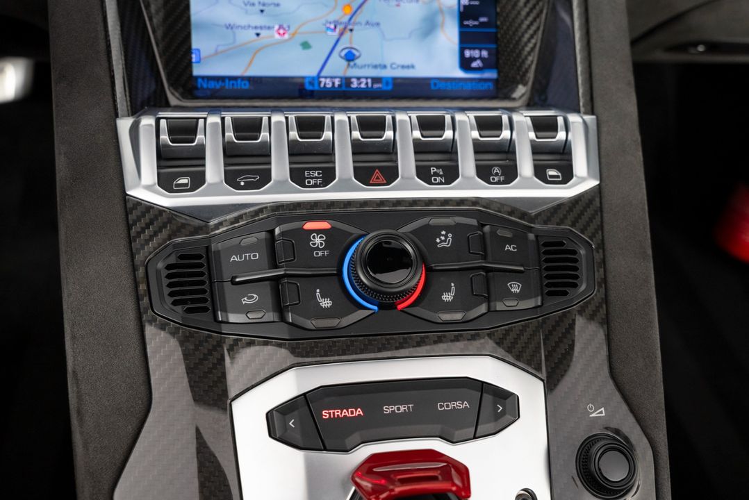 2016 Lamborghini Aventador Roadster