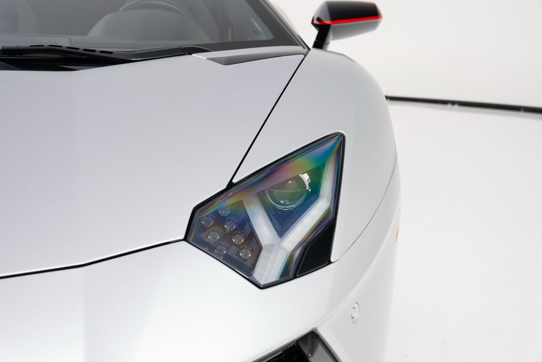 2016 Lamborghini Aventador Roadster