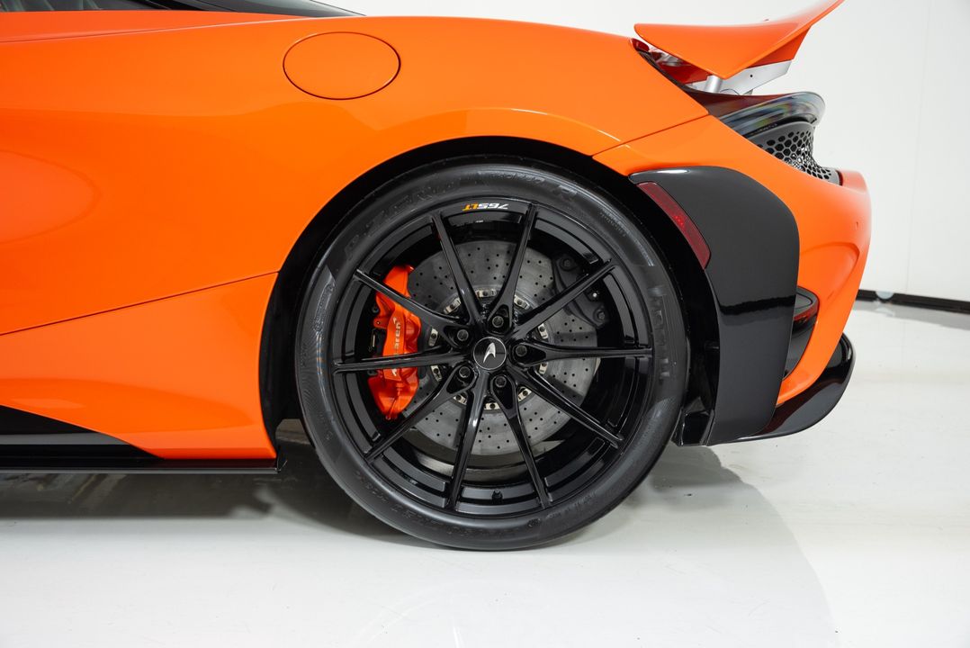 2021 McLaren 765LT
