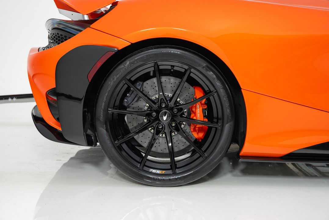 2021 McLaren 765LT