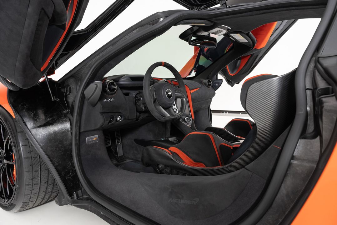 2021 McLaren 765LT