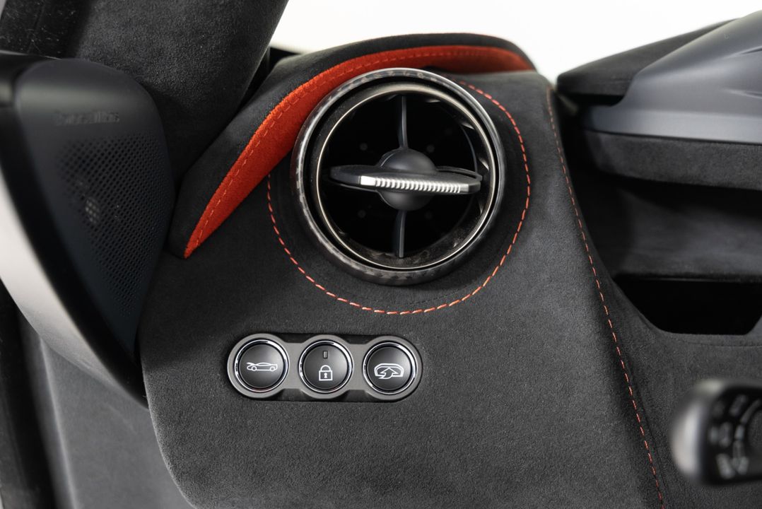 2021 McLaren 765LT