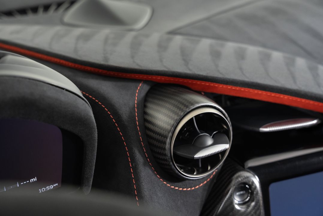 2021 McLaren 765LT