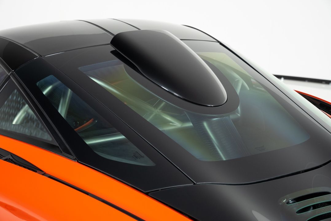 2021 McLaren 765LT