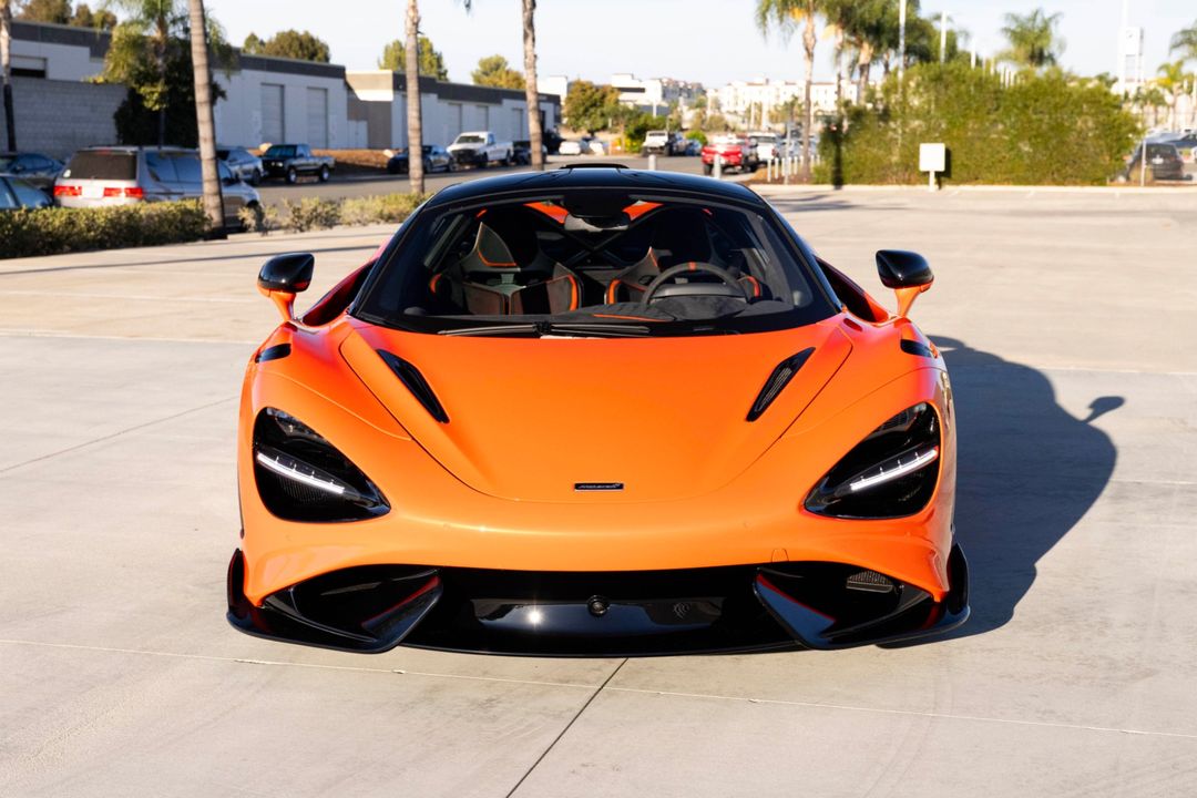2021 McLaren 765LT