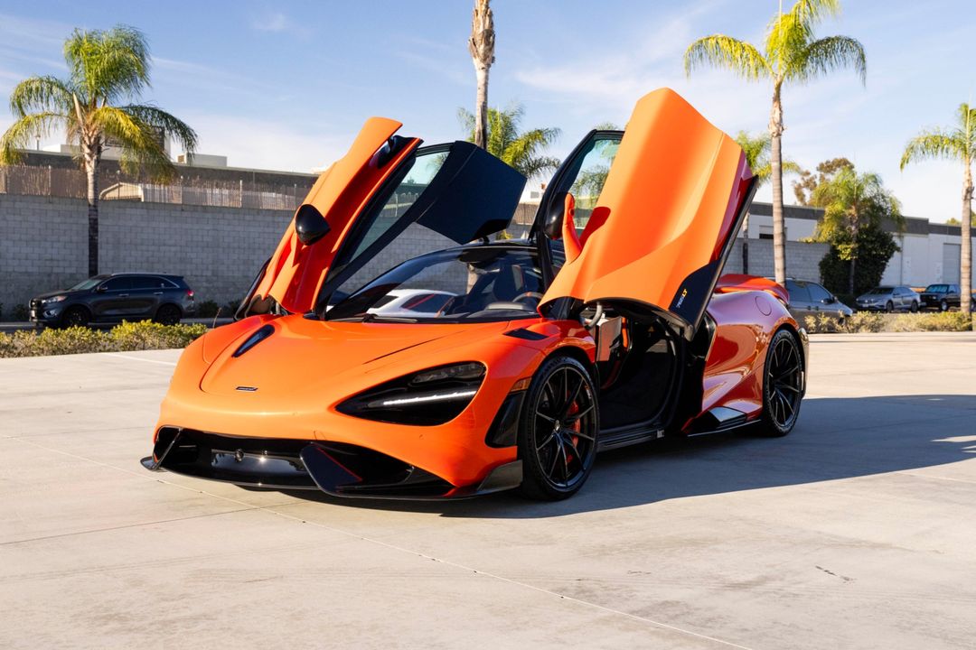 2021 McLaren 765LT