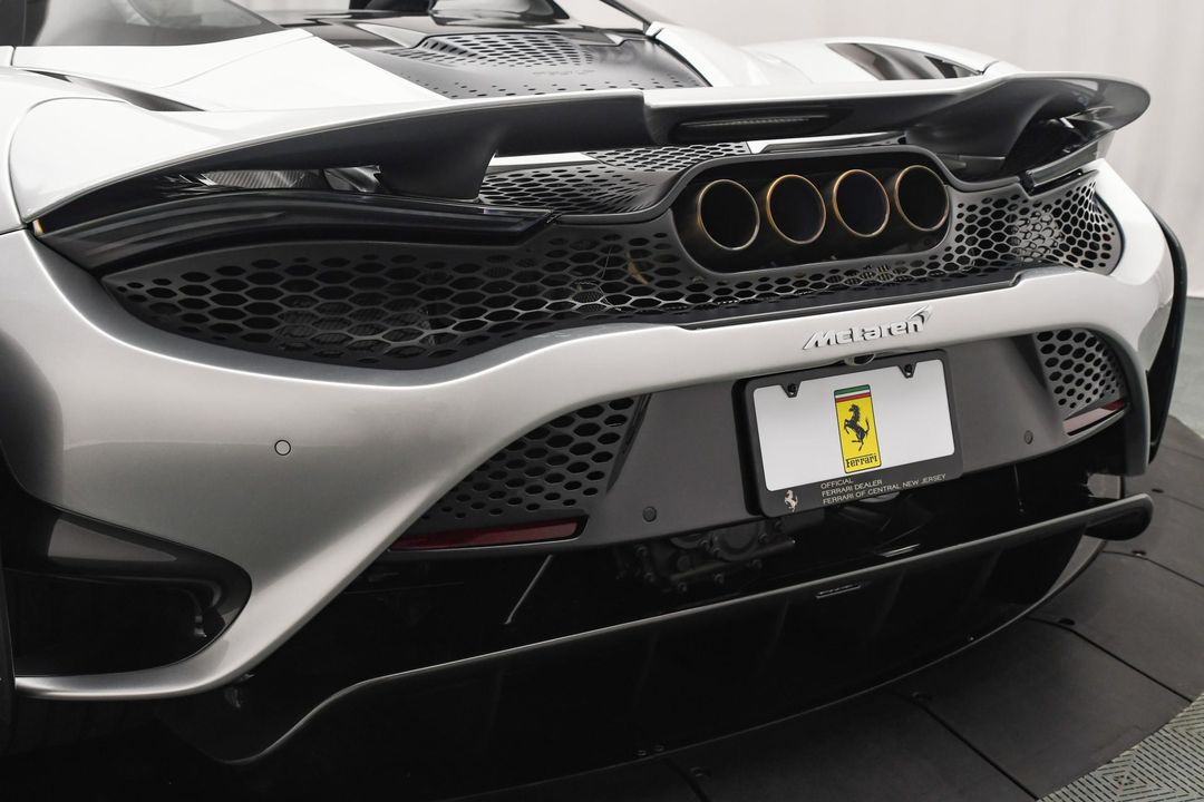 2022 McLaren 765LT
