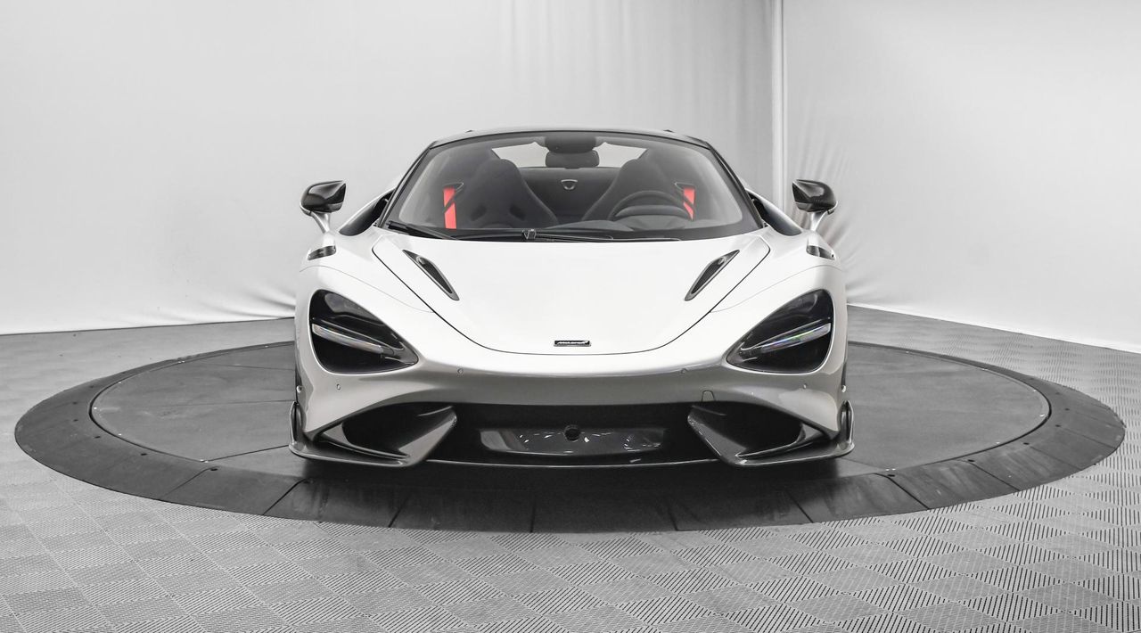 2022 McLaren 765LT