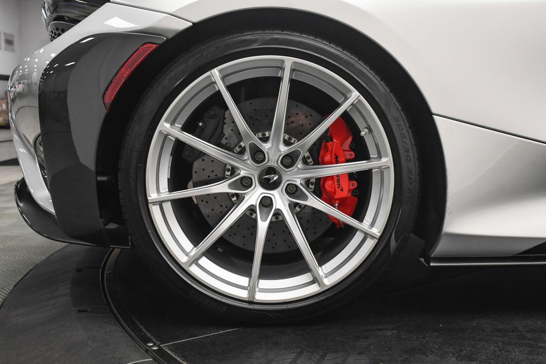 2022 McLaren 765LT