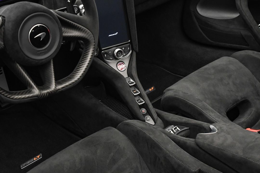 2022 McLaren 765LT