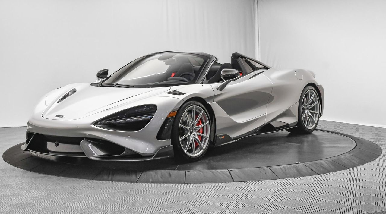 2022 McLaren 765LT