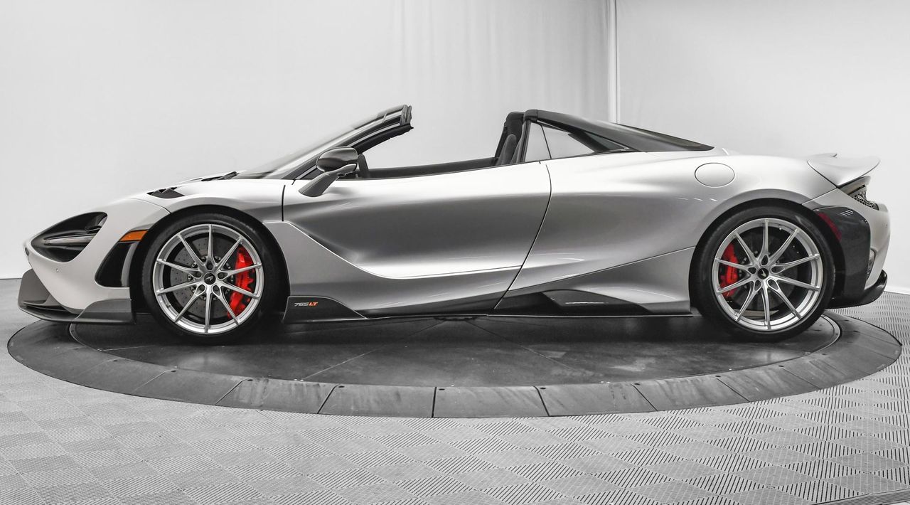 2022 McLaren 765LT