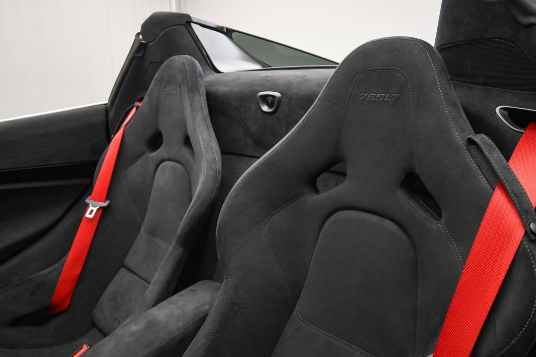2022 McLaren 765LT