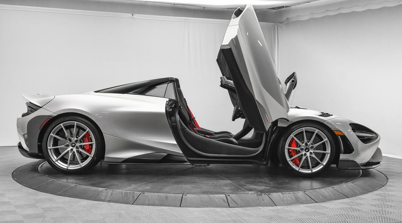 2022 McLaren 765LT