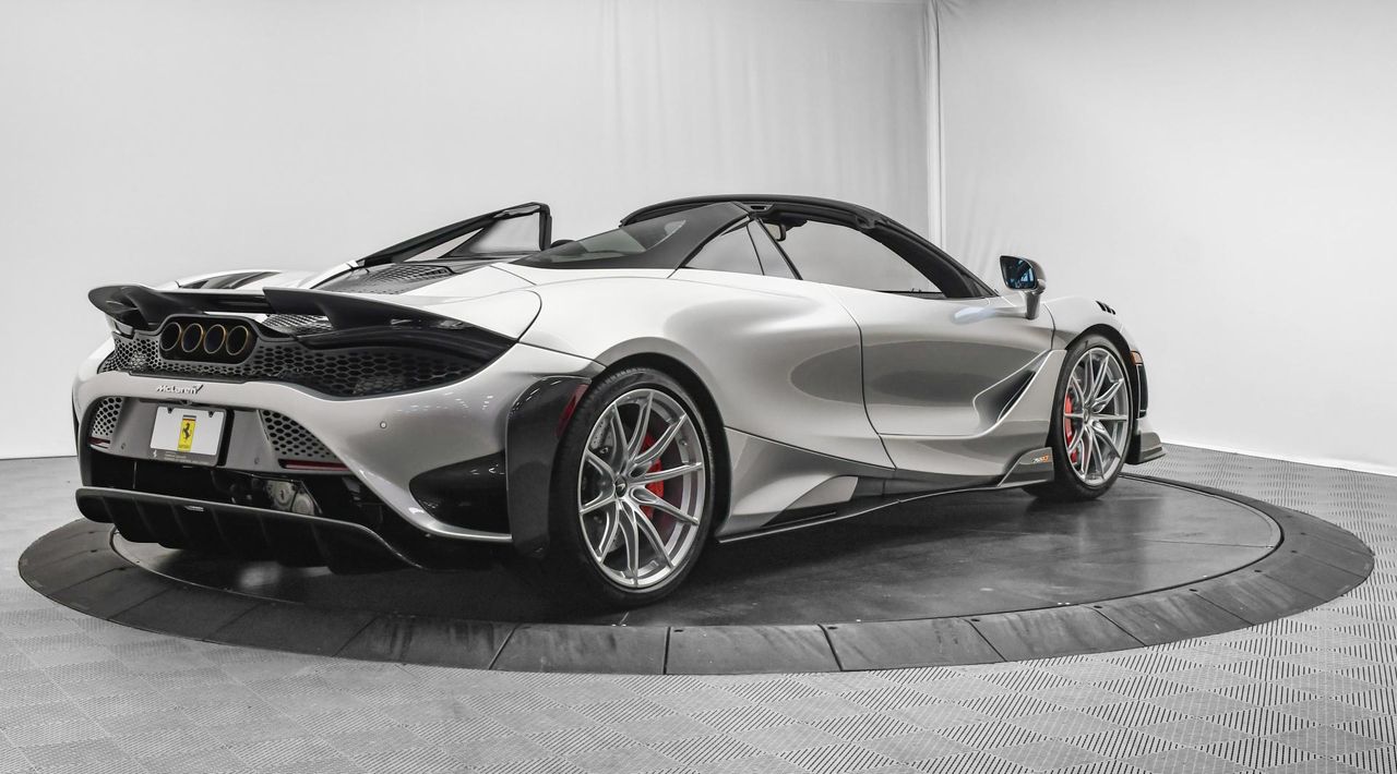 2022 McLaren 765LT
