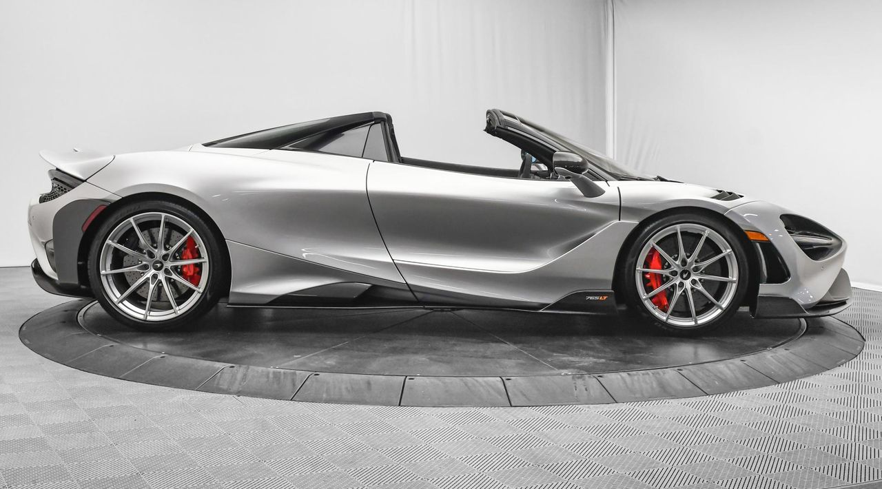 2022 McLaren 765LT
