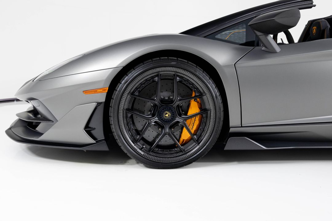 2020 Lamborghini Aventador