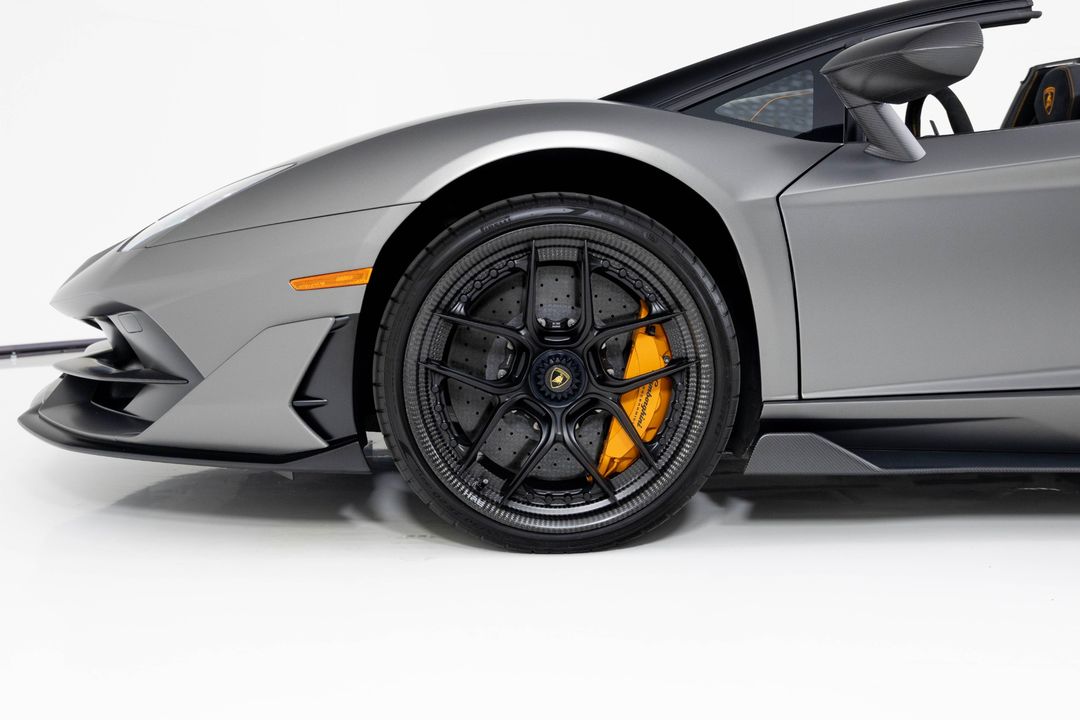 2020 Lamborghini Aventador