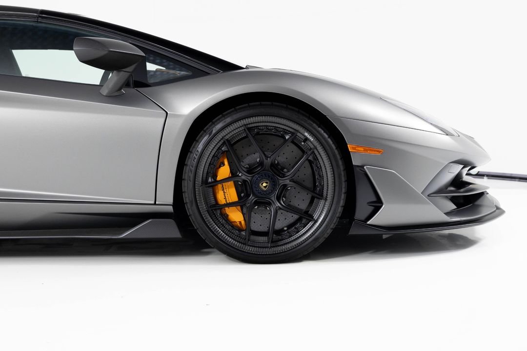 2020 Lamborghini Aventador