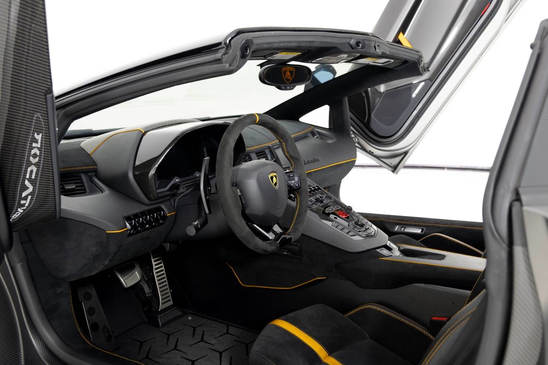 2020 Lamborghini Aventador