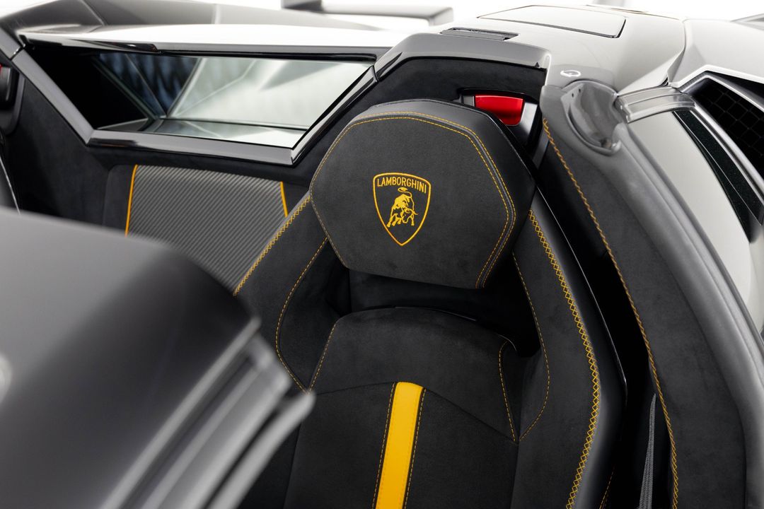 2020 Lamborghini Aventador