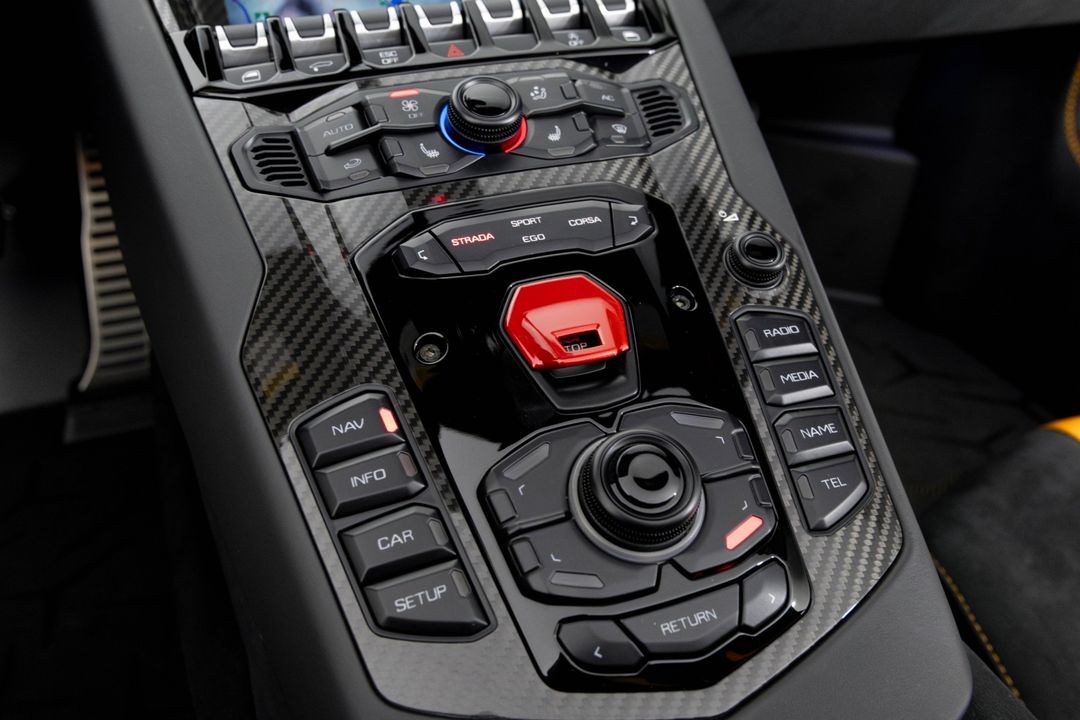 2020 Lamborghini Aventador