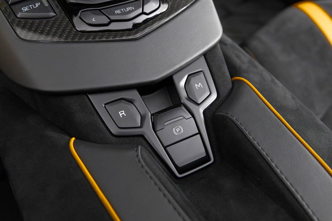 2020 Lamborghini Aventador