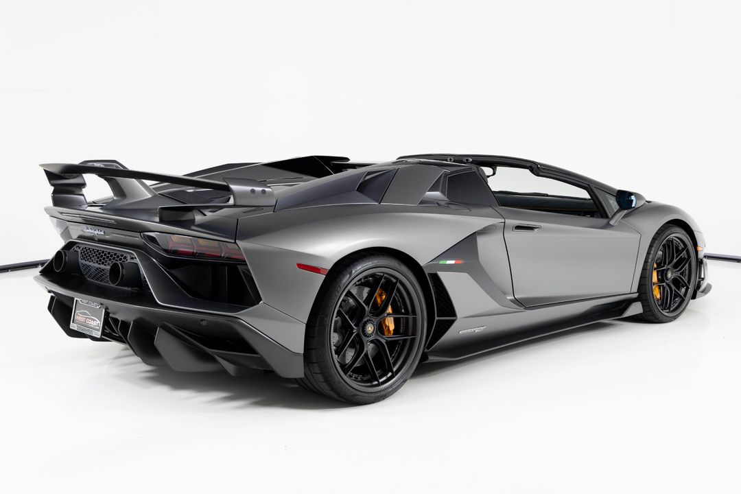 2020 Lamborghini Aventador