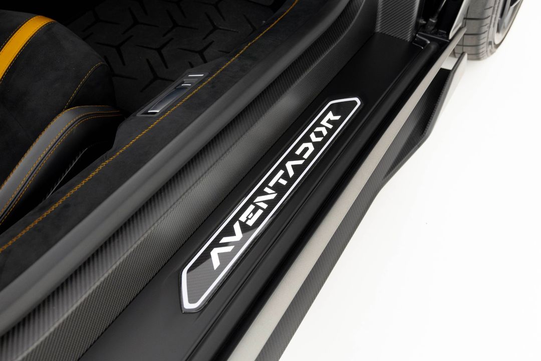 2020 Lamborghini Aventador