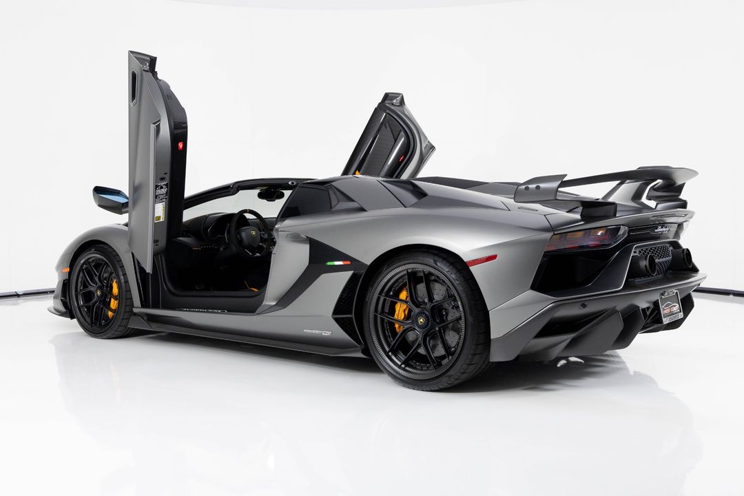 2020 Lamborghini Aventador