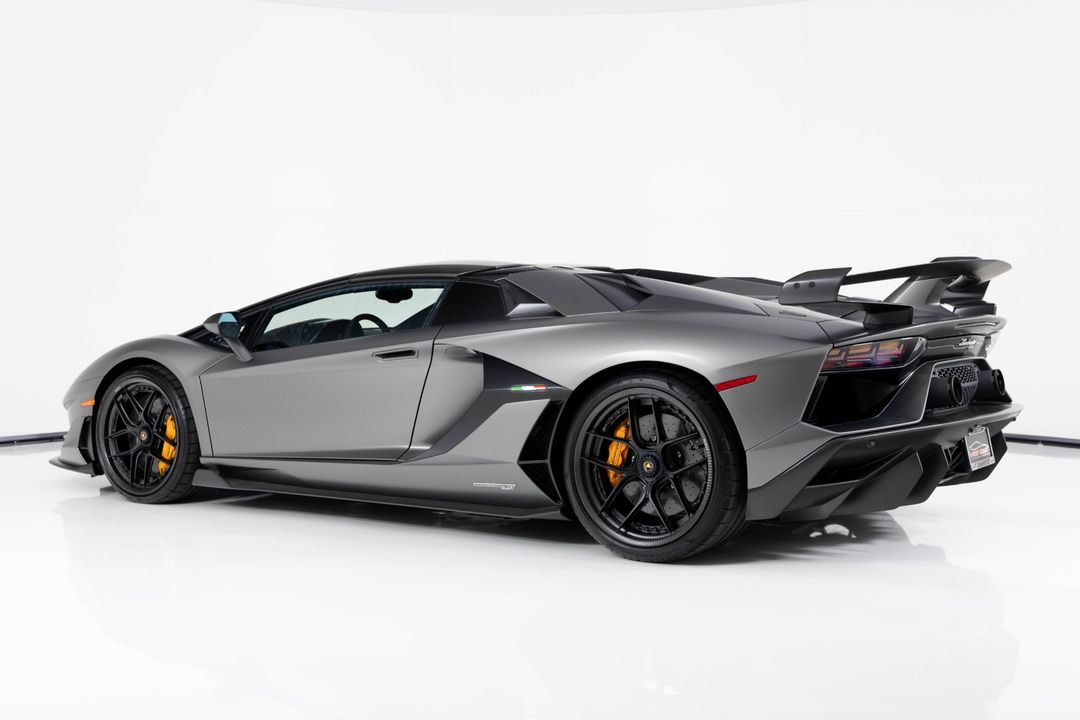 2020 Lamborghini Aventador