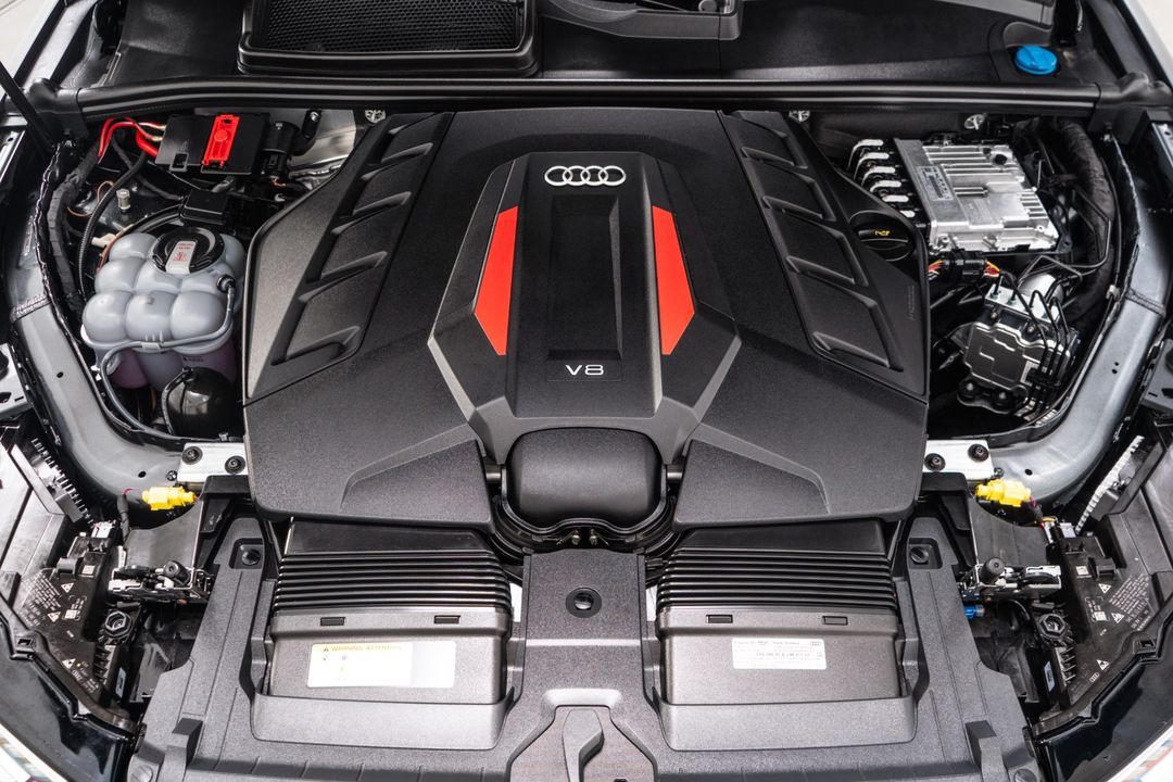 2025 Audi SQ7