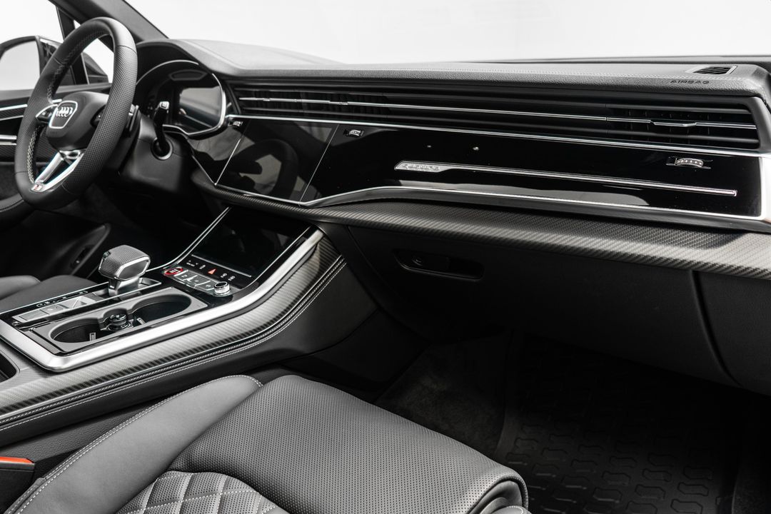 2025 Audi SQ7