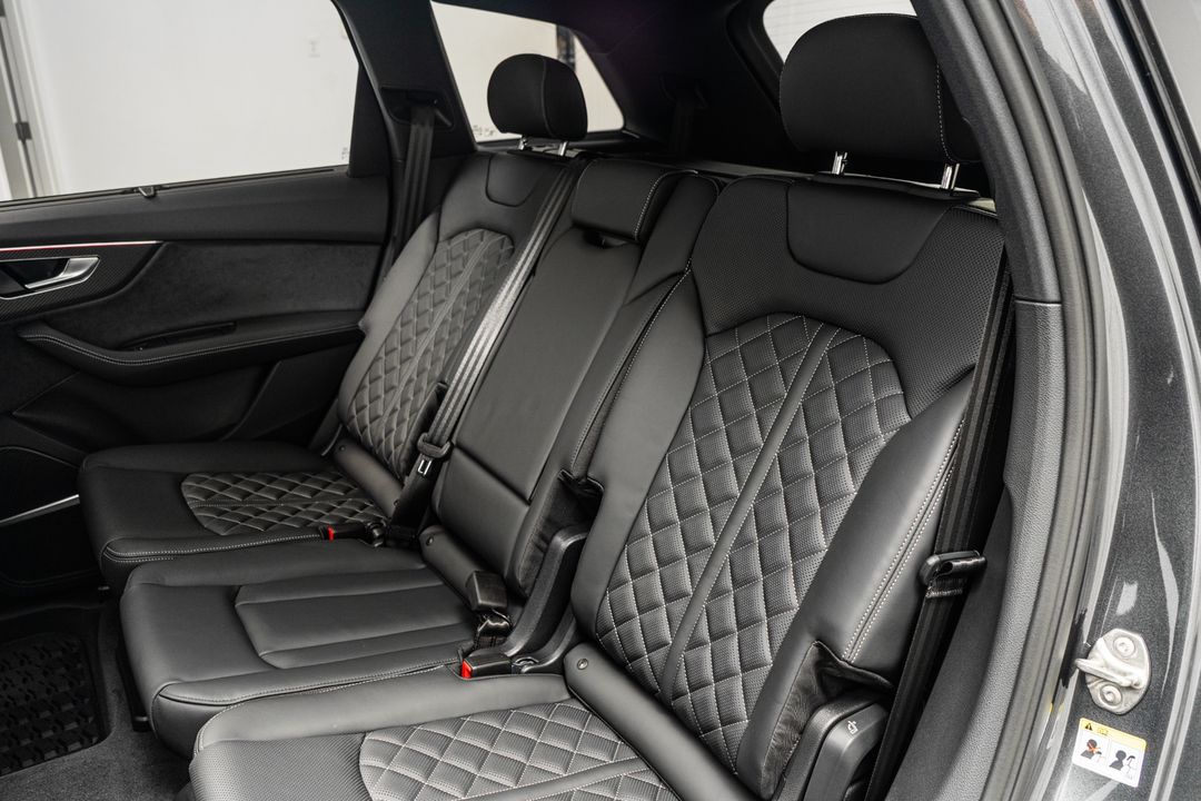2025 Audi SQ7