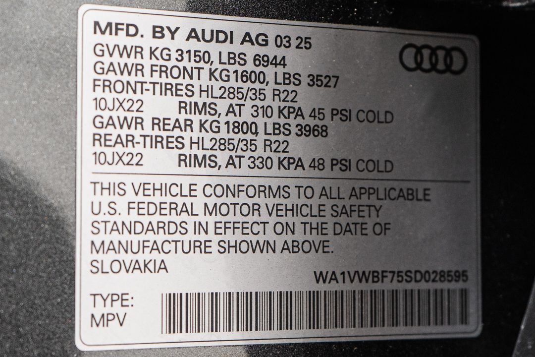 2025 Audi SQ7