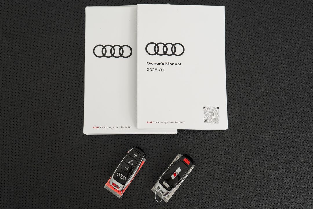 2025 Audi SQ7