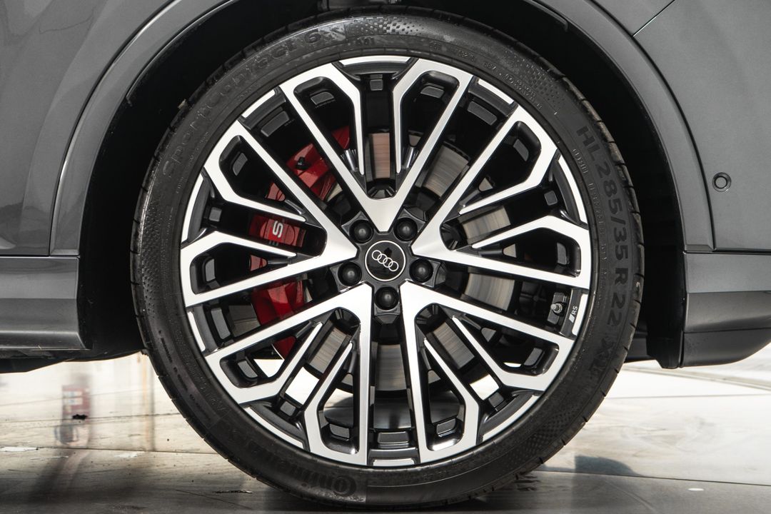 2025 Audi SQ7