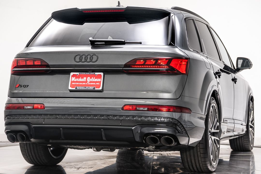 2025 Audi SQ7
